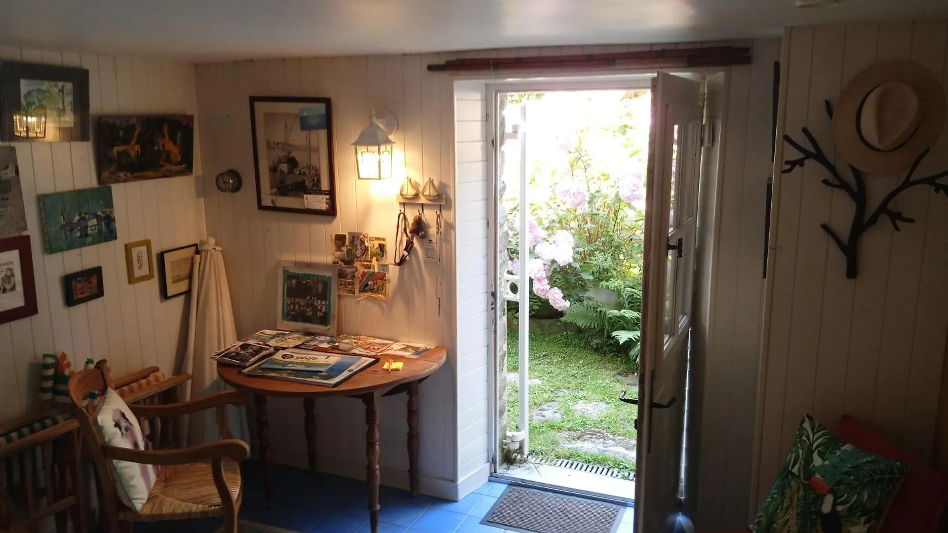 Villa Maison De Charme Classee 4 Etoiles Centre Ville Vannes Garage Wifi